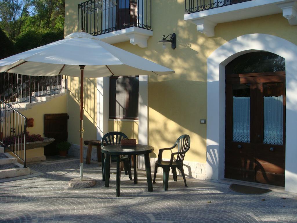 Residence Villa Valsi Santo Stefano Di Sessanio Extérieur photo