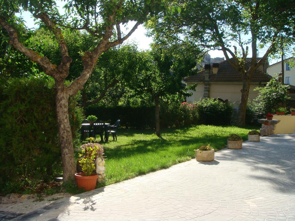 Residence Villa Valsi Santo Stefano Di Sessanio Chambre photo